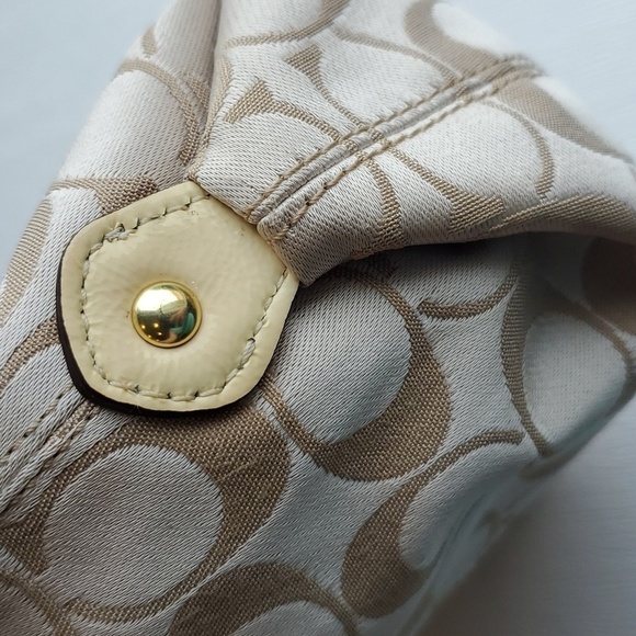 Coach Vintage Y2K Tan Bronze Yellow Classic C Monogram Crossbody Purse - Picture 6 of 12